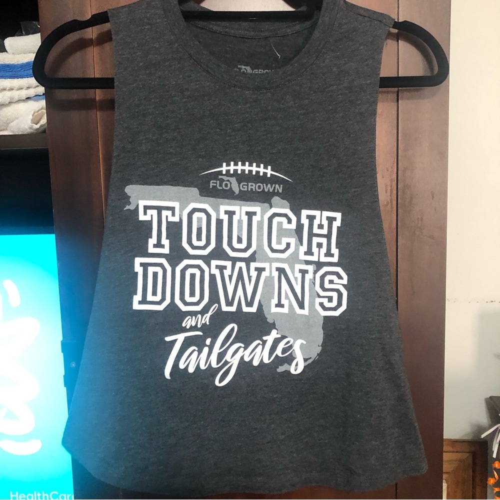 FloGrown Ladies Tank.  New, never worn. Great for tailgating.